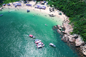 【盐洲岛+情人湾2天】未开发小岛情人湾浮潜，海上划桨板，盐洲岛滩涂赶海，彩石滩旅拍，住准四海景公寓