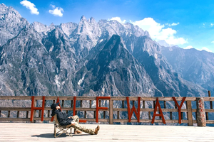 【滇西北秋颂】大理-怒江大峡谷-丙中洛-德贡公路-孔雀山-梅里日照金山-白马雪山秋色-纳帕海-无底湖秋色-白水台-中虎跳