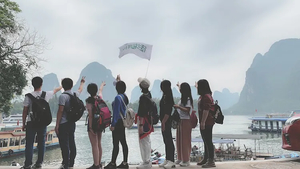 【桂林漓江18公里徒步】2天2夜，轻装徒步漓江，登老寨山，阳朔遇龙河骑行，逛西街