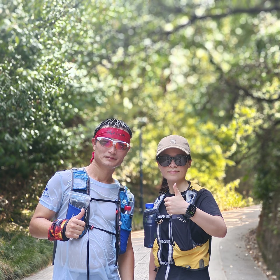 8cd3893c3358b671bdf168a9512abe6d 2