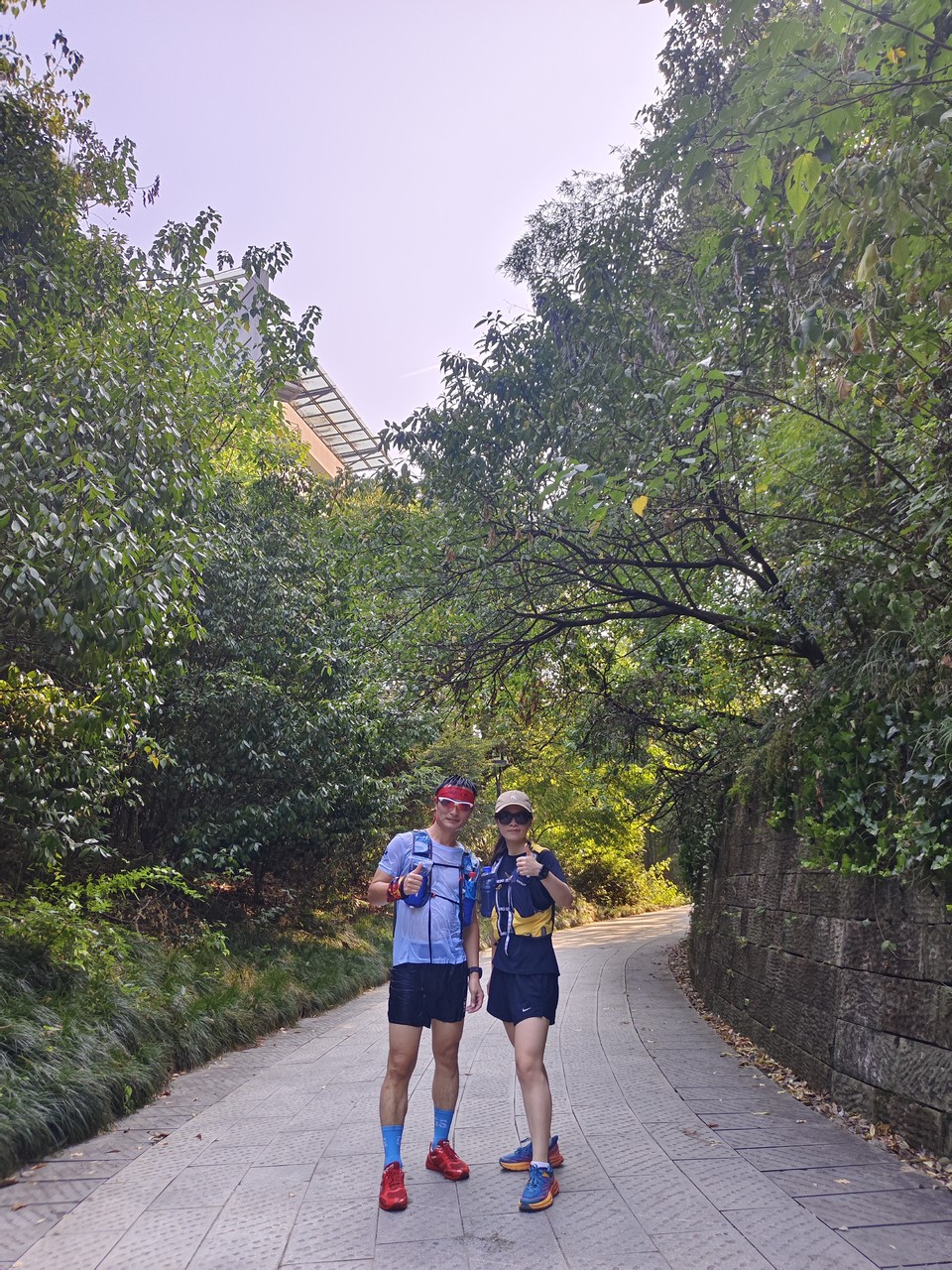 71281e2c5ec7db6b3b4be2058795288a 2