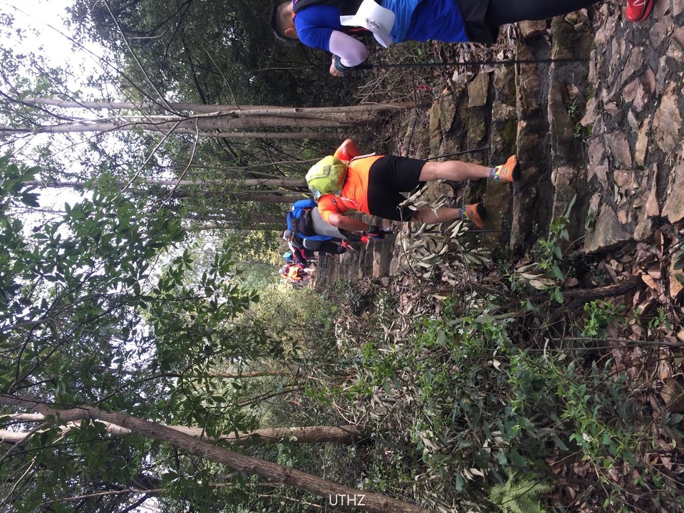 C1890B8C-2CAD-4053-835C-57C8E5F92253