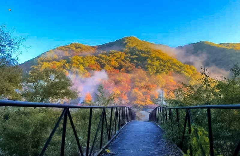 中国枫叶之都の关门山-老边沟-大石湖-枫叶大道-网红丹东-中朝边境