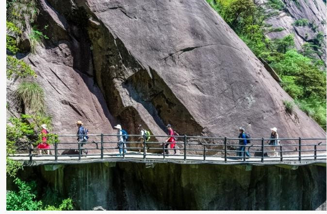 2日|婺源三清山|水墨徽州-篁岭晒秋-自然山岳三清山-火车直达无须请假