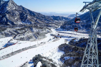 【冰瀑上的芭蕾】延庆玉渡山特色攀冰团建