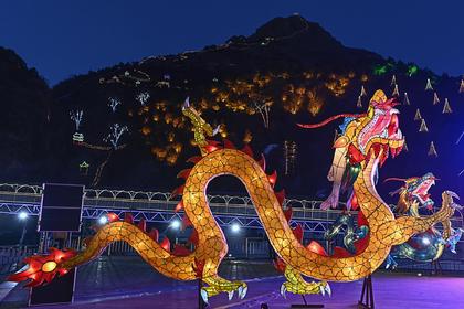 【冬夜童话-点亮京城】龙庆峡冰灯节旅行团建