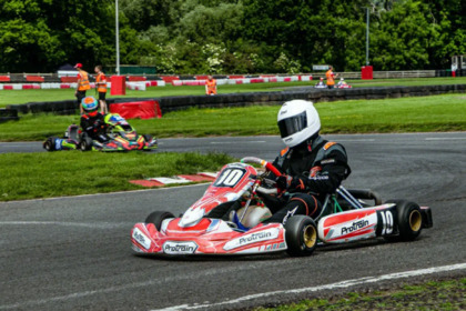 【速度与激情】享受极速卡丁车半日团建