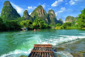 春节5天｜桂林山水｜桂林山水甲天下の漓江山水-阳朔西街-遇龙河-十里画廊-龙脊梯田