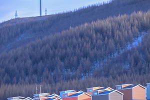 1日｜桦皮岭｜一幅油墨画の草原天路桦皮岭踏雪-9公里徒步穿越