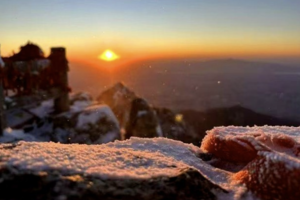 元旦2日丨夜爬泰山丨难度可选丨夜爬东岳泰山+看日出观云海+闲游泉城济南