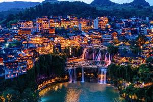 元旦3天｜湘西梵净山｜魅力湘西の天空之城梵净山-凤凰古城-芙蓉镇3日行摄之旅