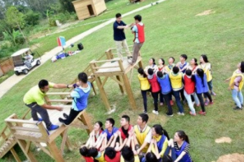 【十渡素质拓展+高山漂流】不止团建 还有嗨玩