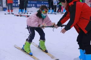 【南武当滑雪】英山●南武当 | 亲子+成人双板滑雪一日营
