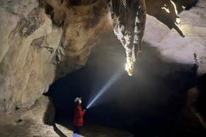 【徒步攀爬】2月8号 赤壁神龙仙道探洞寻龙+石瀑攀爬