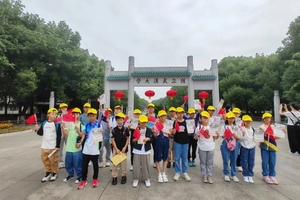 【勇者少年V2系列●武大研学营】登珞珈山，访十八栋，融入式触摸名校发展历程，互动式探究武大名人轶事，传承武大精神，点亮