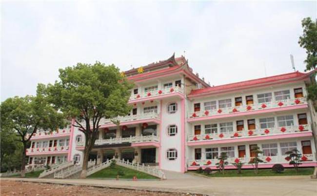 江夏区古龙山庄