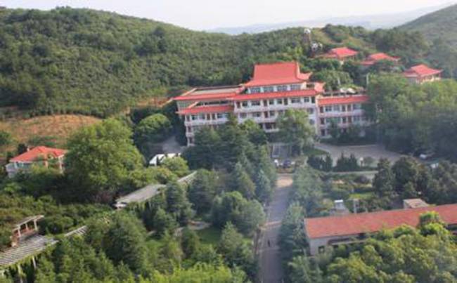 江夏区古龙山庄