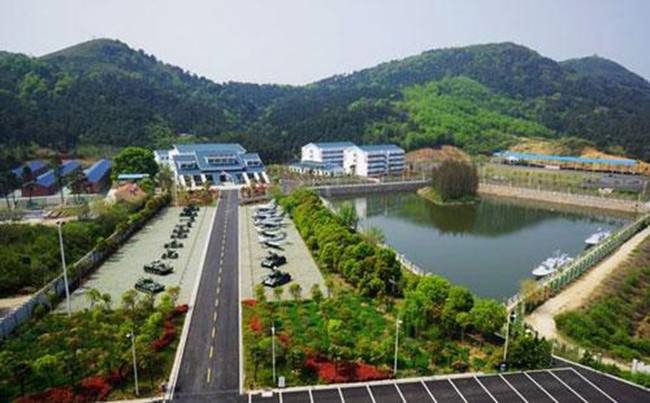 武汉蔡甸野战国防园