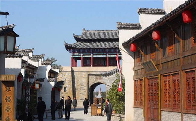 黄冈蕲春影视城拓展基地