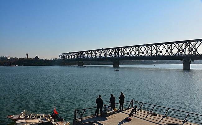 襄阳鱼梁洲拓展基地