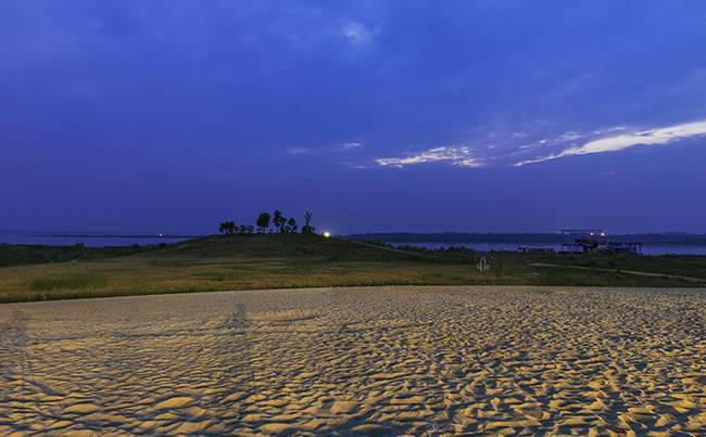 荆门漳河阳光沙滩风景区
