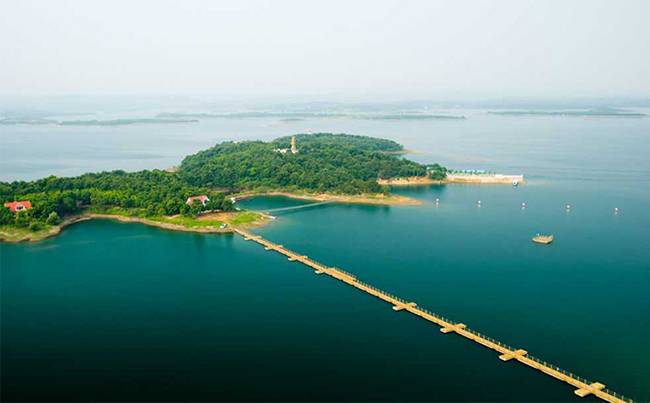 荆门漳河阳光沙滩风景区