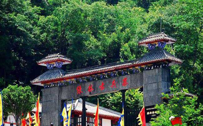 京山绿林寨拓展基地