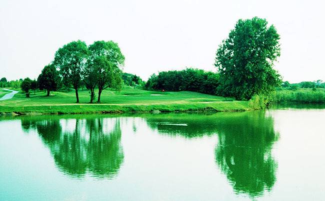 鄂州红莲湖高尔夫度假村
