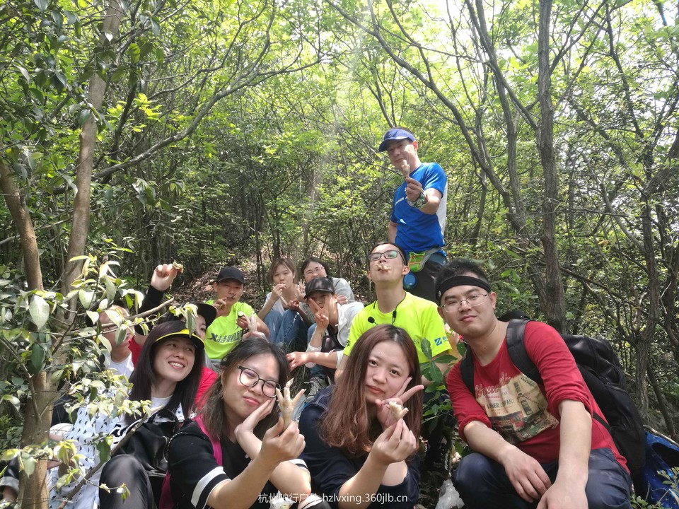 mmexport1492962678803