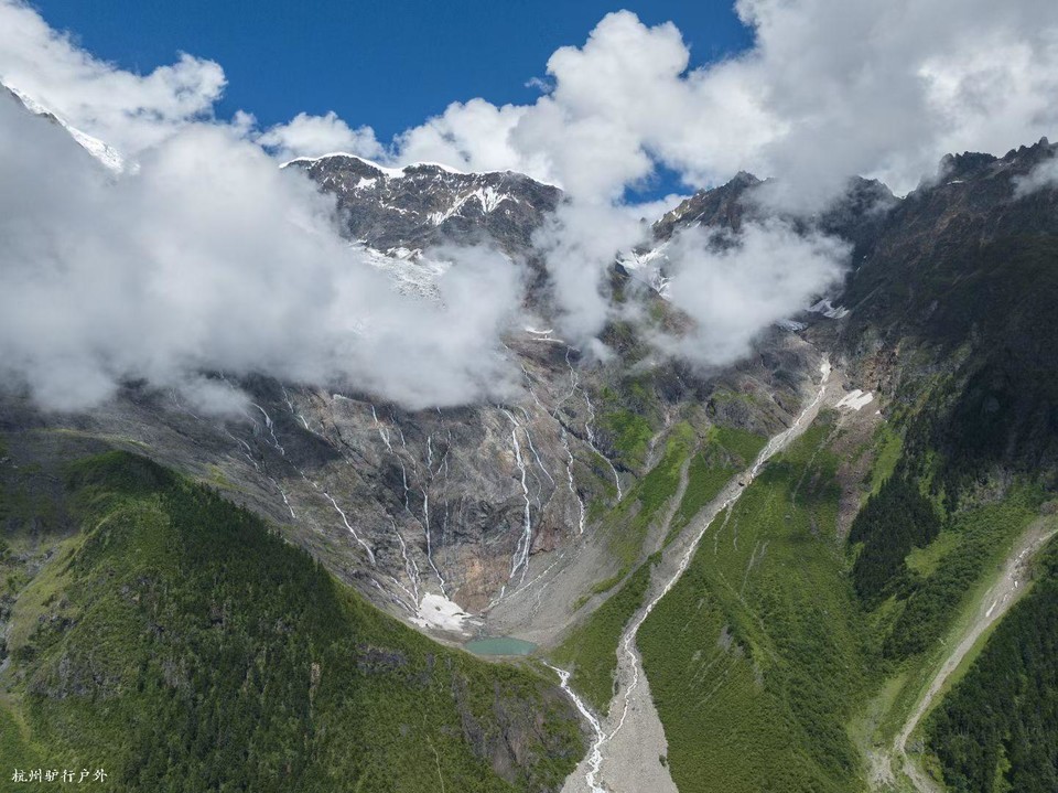 mmexport1758815244940