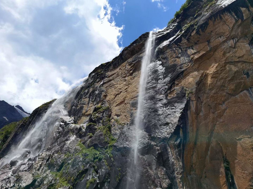 mmexport1758815247100