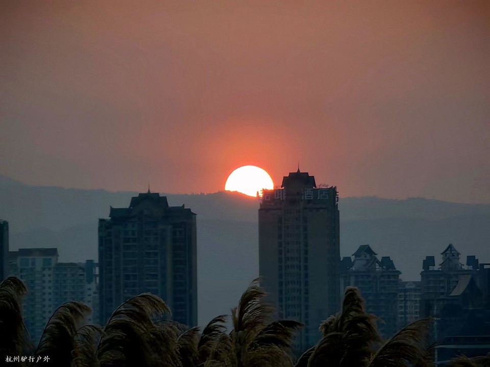 mmexport1758818837682