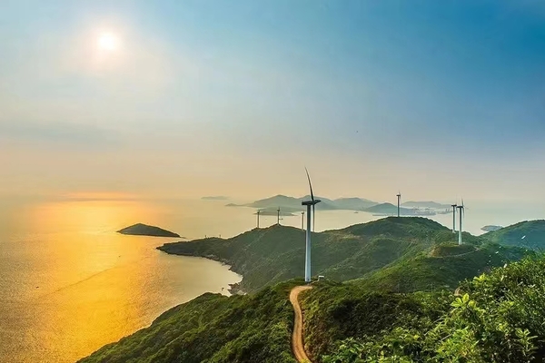 【中秋海岛】9.10-11 衢山岛，海上风车王国、沙滩踏浪，绿野仙踪无人村，丢下所有疲倦，一起私奔这座神秘的岛屿。