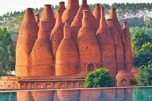 【滇东南小团】1月，多期成行，元阳梯田-东川红土地-弥勒东风韵-边境屏边-人字桥-火车集市-建水-抚仙湖6日（2-8人）