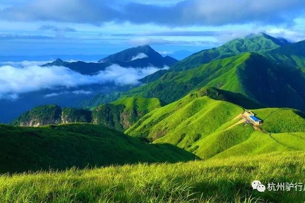 【端午假期】6.12-14 武功山（豪华大巴版），相约绿草甸，轻装徒步云中草原！