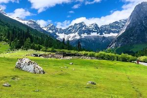 【五一假期】4.30-5.6 稻城亚丁+四姑娘山双桥沟+墨石公园+理塘+甲居藏寨+折多山+贡嘎雪山，经典川西大环线