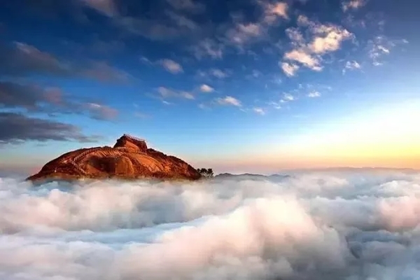 云海,原始森林,星空,日出日落,休闲徒步华南高峰----猫儿山