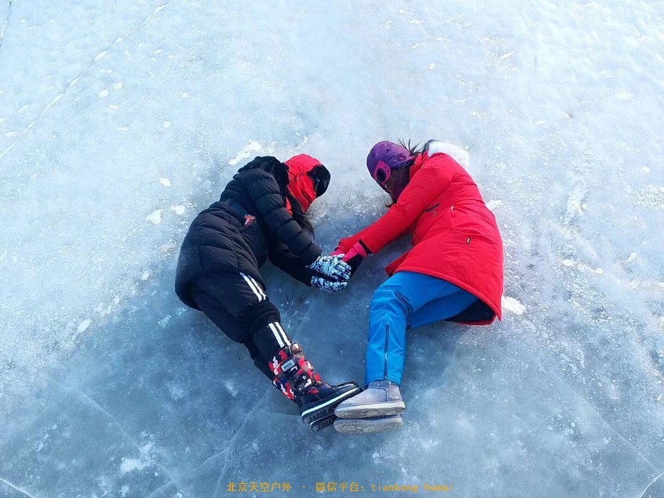 FC585134-2B4E-4FA9-8B80-86912E3B7A82