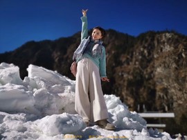 F5DFBFD7-D83B-4D05-800E-94AA9C0D3ED9