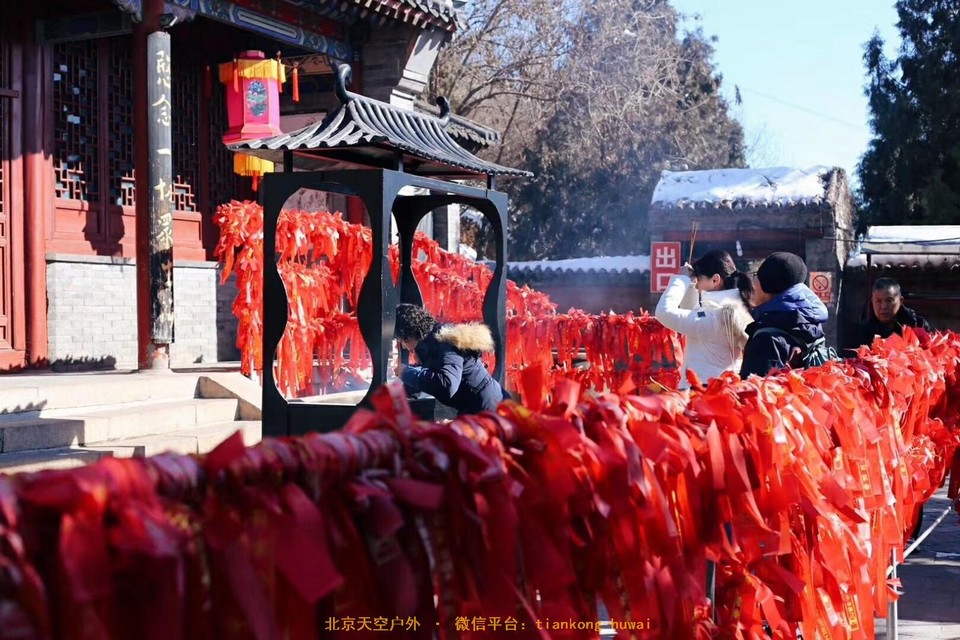 D6DCE591-50A4-4DC7-A8FE-F539C653A1D8