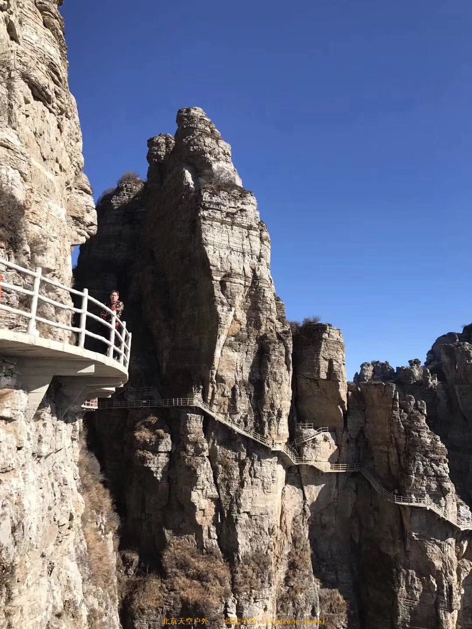 B0B0FCFE-F36D-434C-85E3-8B12552EE9CA