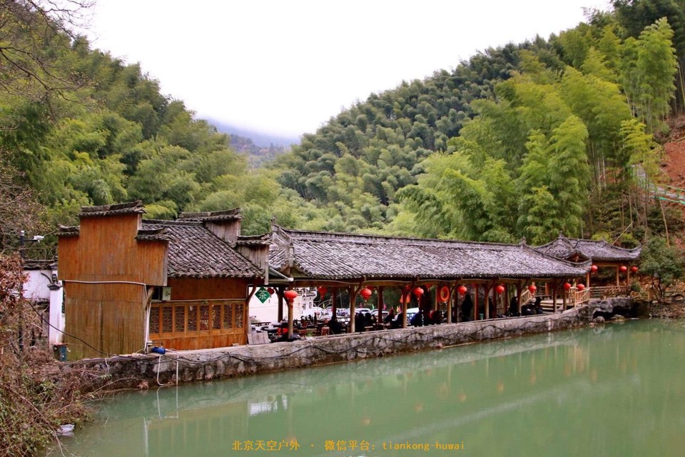 EAC0E56E-D5AE-4EE7-89A5-A18CD748A85E