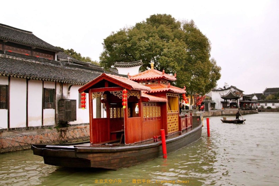 F256BBC2-FB8C-461B-B4CF-3AD64A8E184E