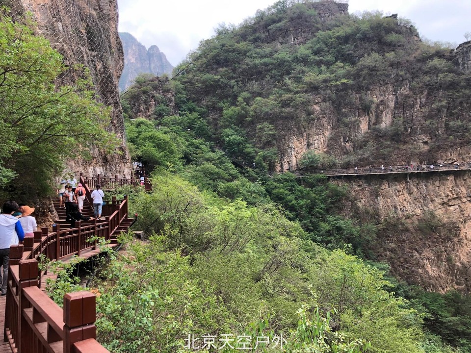 6A7AC1B9-7991-4710-A277-C8B2B52698A1