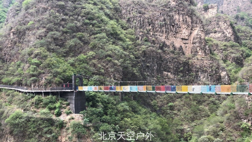 DF1BE359-7D88-413A-97C5-2F3E3ABF2100