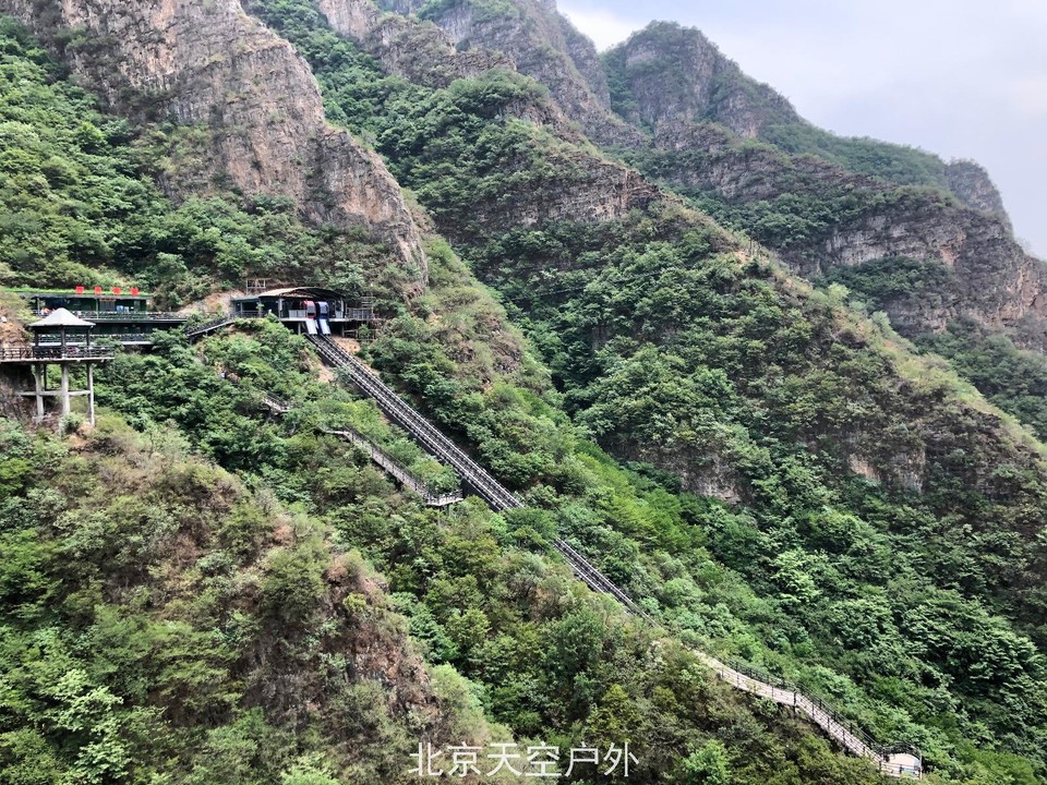 32136B70-0167-465A-A34F-726251DFC0E7