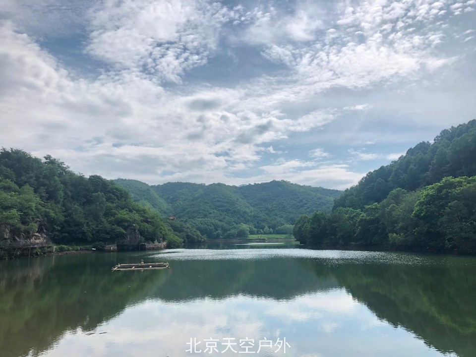 EAA9D7C7-AF6E-432D-BDA2-D2390931444F