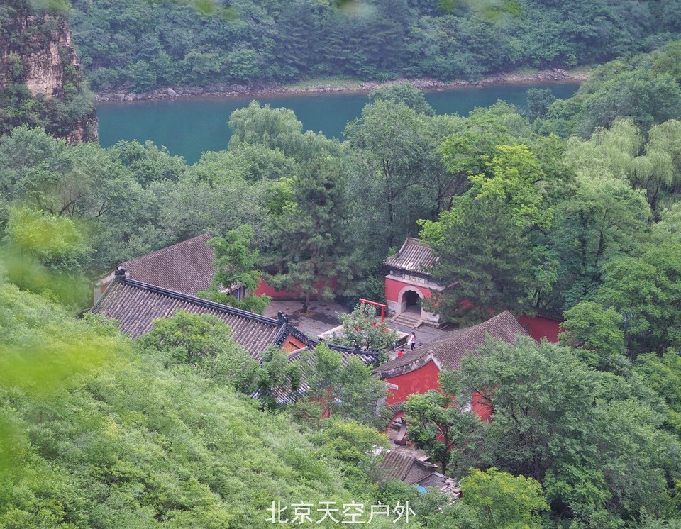 98CED982-8700-4CD3-B96F-E15AA9D7540B