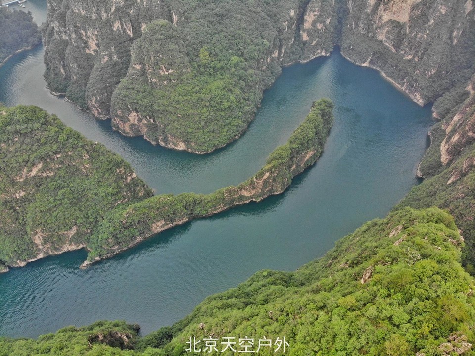 F7ED689E-A7CB-4287-94E5-59A1A81221C1