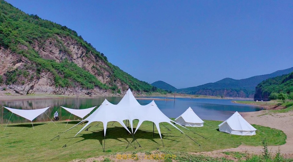 E97CA9CB-13AD-4DB9-B82F-BF1AA9D2FFD6